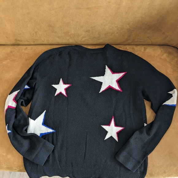 Sweater - Picture 3 of 3